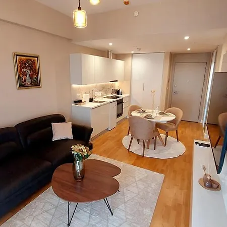 Diamond Limak, The Point 2 Apartment *